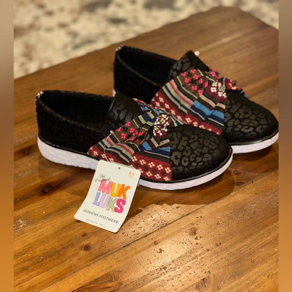MUK LUKS SLIDE ON SHOES FOR WOMEN BLACK LEOPARD/GEOMETRIC PRINT BOARDWALK LOAFER - Picture 2 of 10